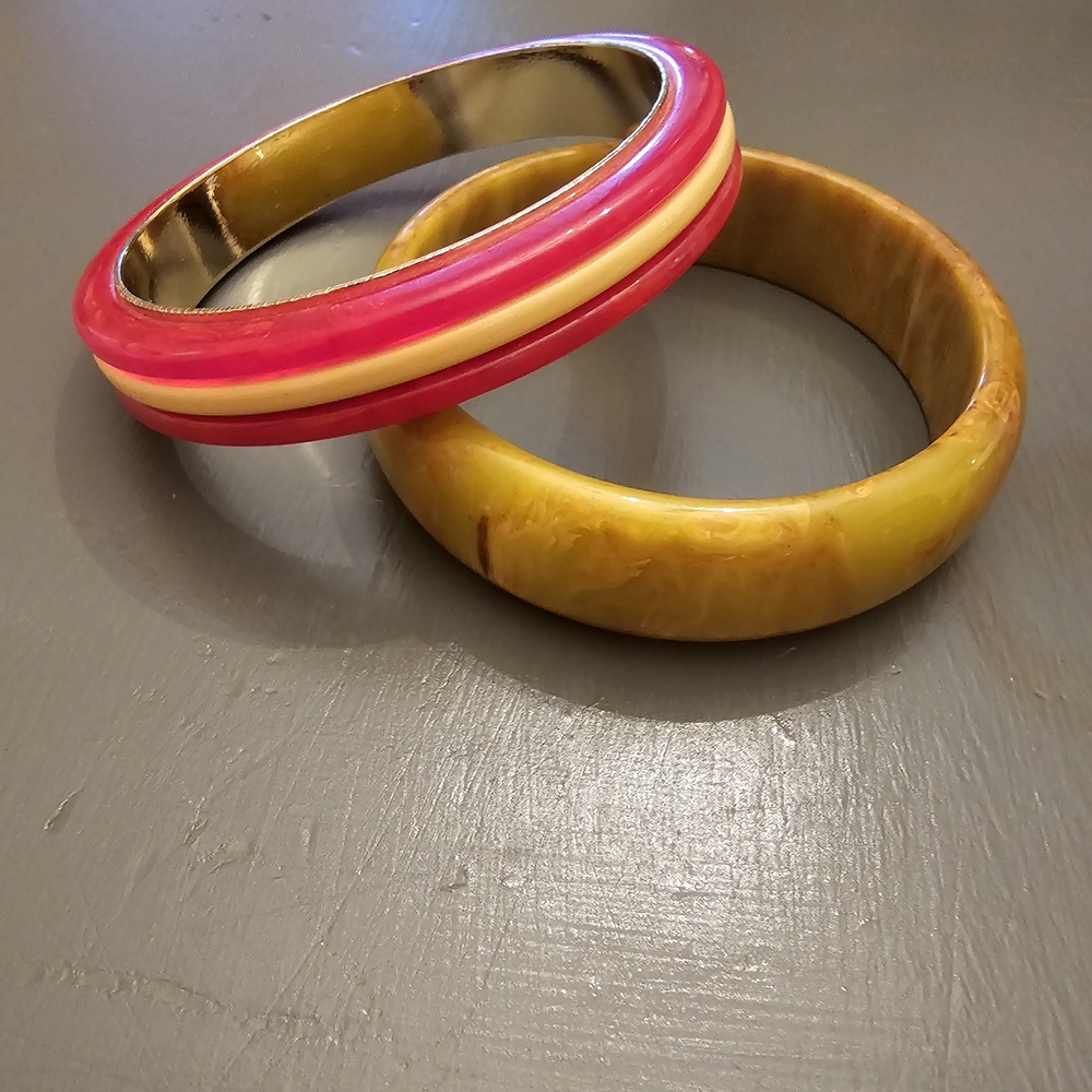 VINTAGE Bakelite Bangle Bracelet Set
